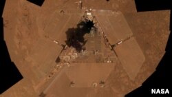 Imagen del Opportunity captada por el propio robot tres semanas antes de cumplir 10 años de vida. 