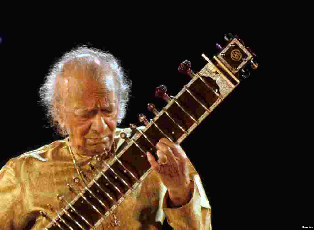 El legendario m&uacute;sico indio Ravi Shankar de gran influencia en la m&uacute;sica estadounidense falleci&oacute; el 11 de diciembre.
