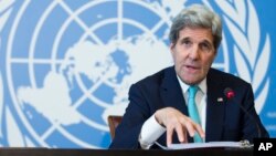 Menlu AS John Kerry Senin (2/3) membela Israel di hadapan Dewan HAM PBB di Jenewa, Senin (2/3).