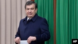 O'zbekistonning yangi saylangan prezidenti Shavkat Mirziyoyev