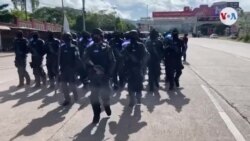 Diferentes instituciones en Honduras llevaron a cabo la izada de la bandera nacional por el Bicentenario de la Independencia este día