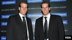 Los gemelos Cameron y Tyler Winklevoss peleaban una indemnización mayor a los $65 millones de dólares de parte de Facebook, pactada previamente.