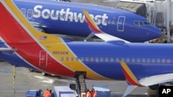 Beberapa pesawat maskapai Southwest Airlines di bandara Seattle, Washington (foto: dok). 