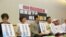台湾人权团体就世界难民日召开记者会(美国之音张永泰拍摄) 