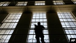 Bloc est du couloir de la mort à la prison d'État de San Quentin, en Californie, le 16 août 2016.