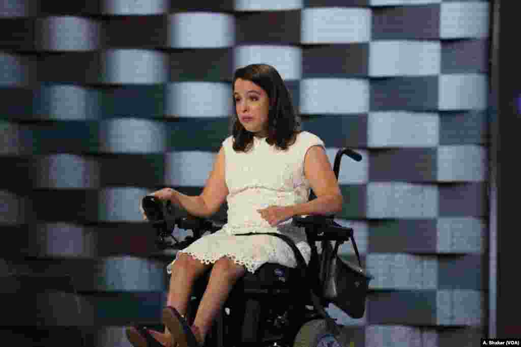 Anastasia Somoza, an international disability rights advocate, speaks during the first day of the Democratic National Convention in Philadelphia, July 25, 2016. (A. Shaker/VOA)