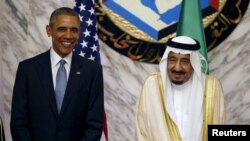 Perezida wa Amerika, Barack Obama ari kumwe n'umwami wa Arabiya Saudite, Salman 