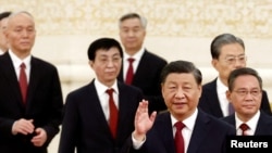 Kamati mpya ya Politburo mjini Beijing, akiwemo Rais Xi Jinping.