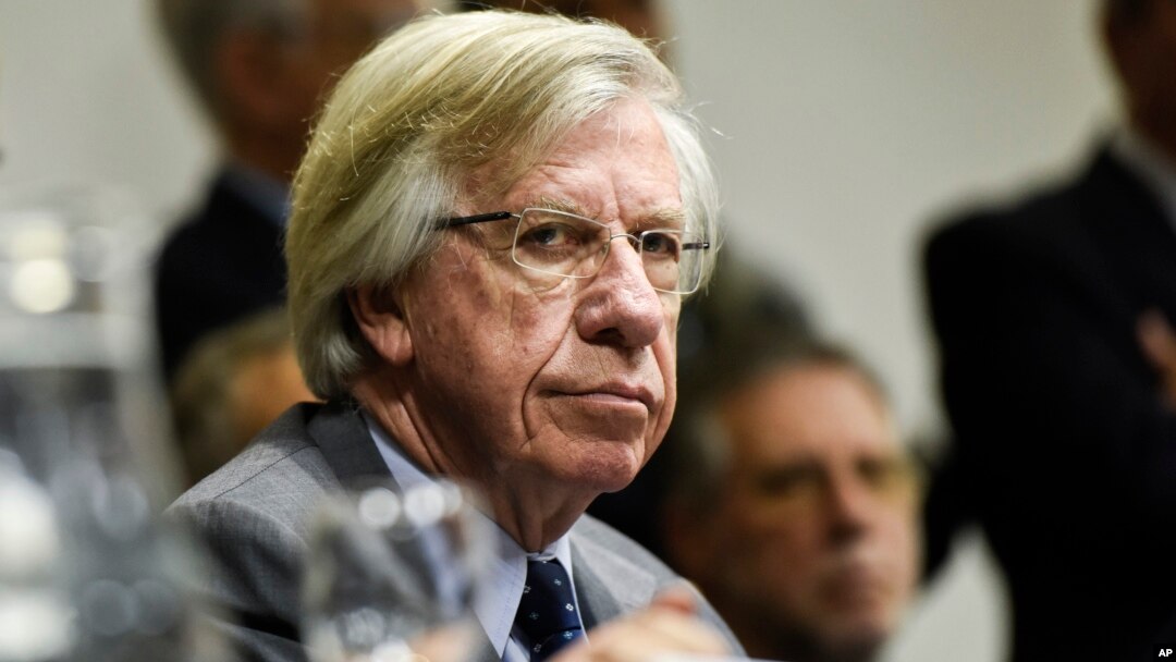 El ministro de Economía de Uruguay, Danilo Astori, expresa preocupación por baja expectativa de crecimiento en Argentina y Brasil.