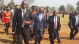 Pierre Nkurunziza na John Pombe Magufuli wa Tanzaniya bagiranye ibiganiro