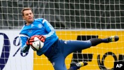 L'Allemand Manuel Neuer.