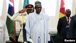 Presiden Muhammadu Buhari berjanji menindak keras korupsi di Nigeria sejak menjabat Presiden tahun lalu (foto: dok).