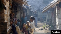 ထိုင်းရောက် မြန်မာဒုက္ခသည်တွေ