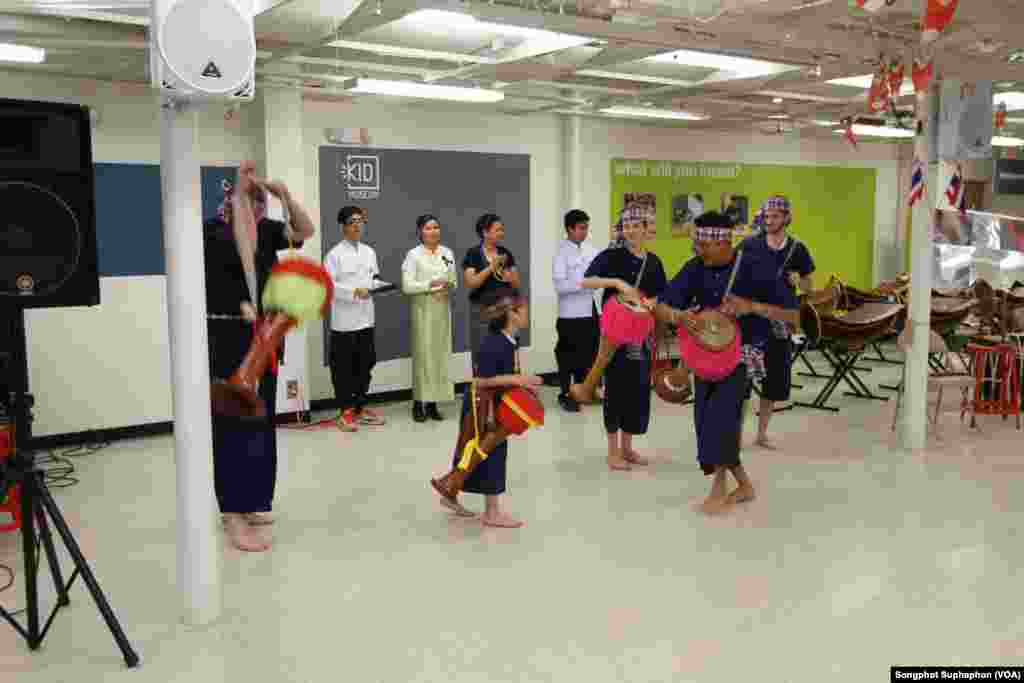 thai cultural day kid museum