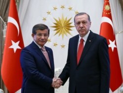 Eski Başbakan Ahmet Davutoğlu ve Cumhurbaşkanı Recep Tayyip Erdoğan