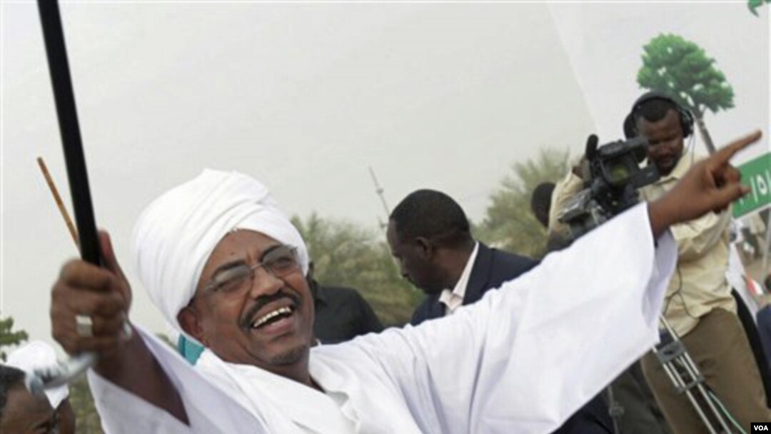 Mahkamah Kejahatan Internasional telah mengeluarkan surat perintah penangkapan atas Presiden Sudan, Omar al-Bashir.