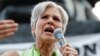 លោក​ស្រីបណ្ឌិត​ Jill Stein បេក្ខជន​ប្រធានាធិបតី​សម្រាប់​គណបក្ស​បៃបង​ ថ្លែង​នៅ​ក្នុង​ការ​ជួប​ជុំ​គ្នា​មួយ​នៅ​​ក្រុង Philadelphia កាល​ពី​ថ្ងៃទី២៧ ខែ​កក្កដា។