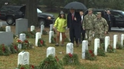 Thousands Volunteer to Lay Wreaths at Arlington Cemetery