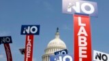 Arhiv - Pristalice grupe "No Labels" na protestnom skupu na Capitol Hillu. (Foto: AP/Jacquelyn Martin)