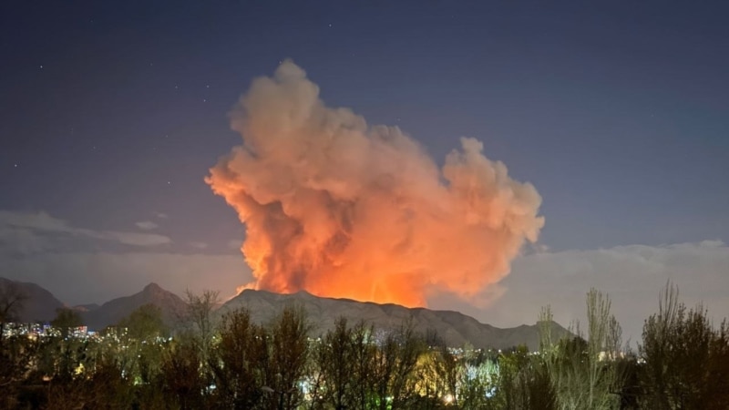 وال استریت ژورنال: آمریکا با بمب‌های سنگرشکن به انبار مهمات اصفهان حمله کرد