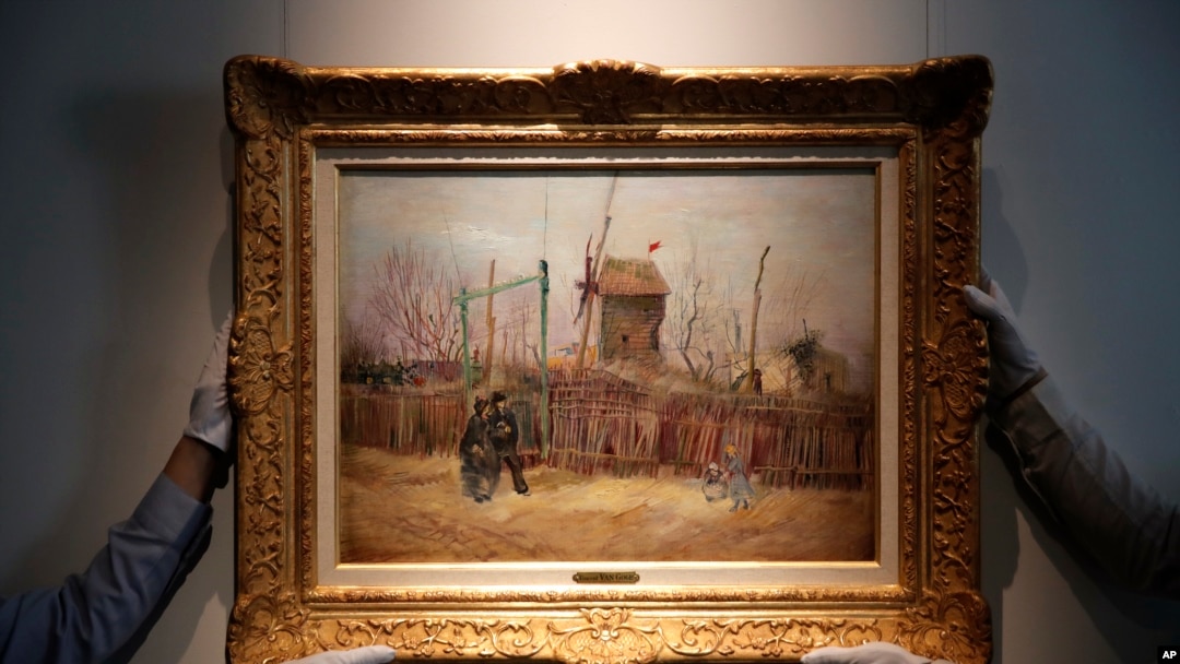 Lukisan karya Vincent Van Gogh, "Pemandangan Jalan di Montmartre", 25 Februari 2021. Lukisan tersebut terjual di lelang oleh Sotheby's di Paris, pada Kamis, 25 Maret 2021. (Foto: AP)