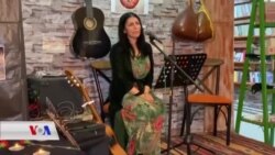 Helbestvan Nezahat Baybaşîn di Afiranfinên Xwe de Êşa Kurdan Tîne Ziman