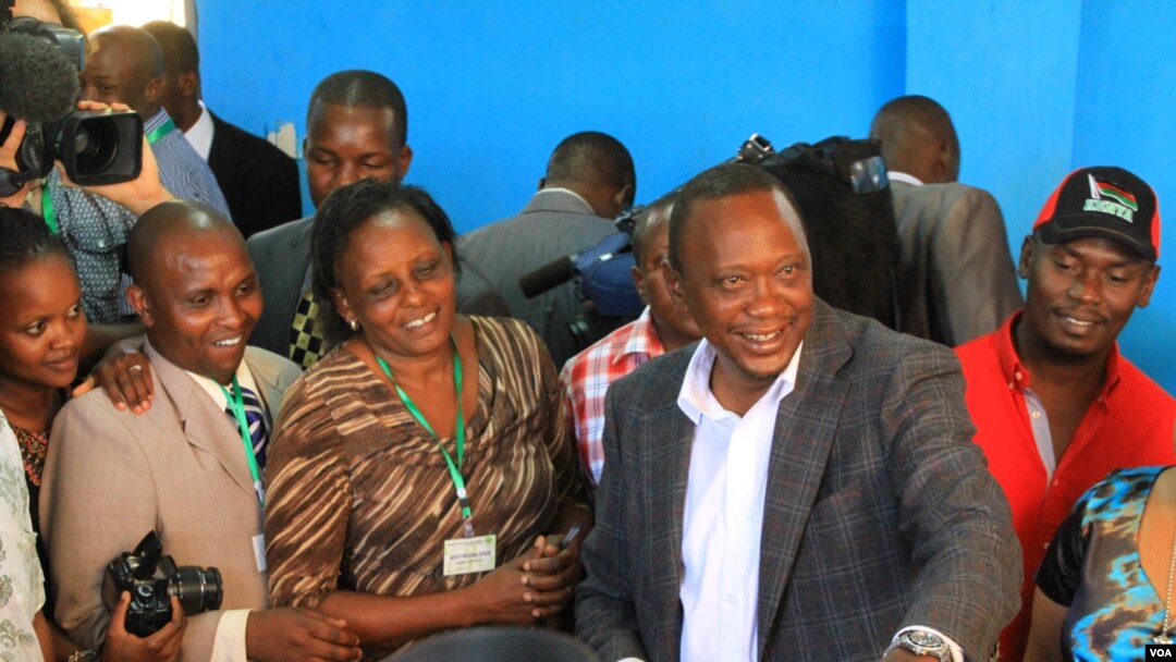 Uhuru Kenyatta ariko aratora mu gice ca Gatundu Gatundu, muri Kenya 