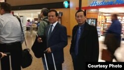 Mr. Kem Sokha, vice president of the Cambodia National Rescue Party and Yim Sovann, spokesperson of CNRP in Washington state, on their way to San Francisco, California, Thursday, April 10, 2014. (Courtesy of Kem Sokha)