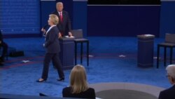 Clinton: Trump Lives in an Alternative Reality