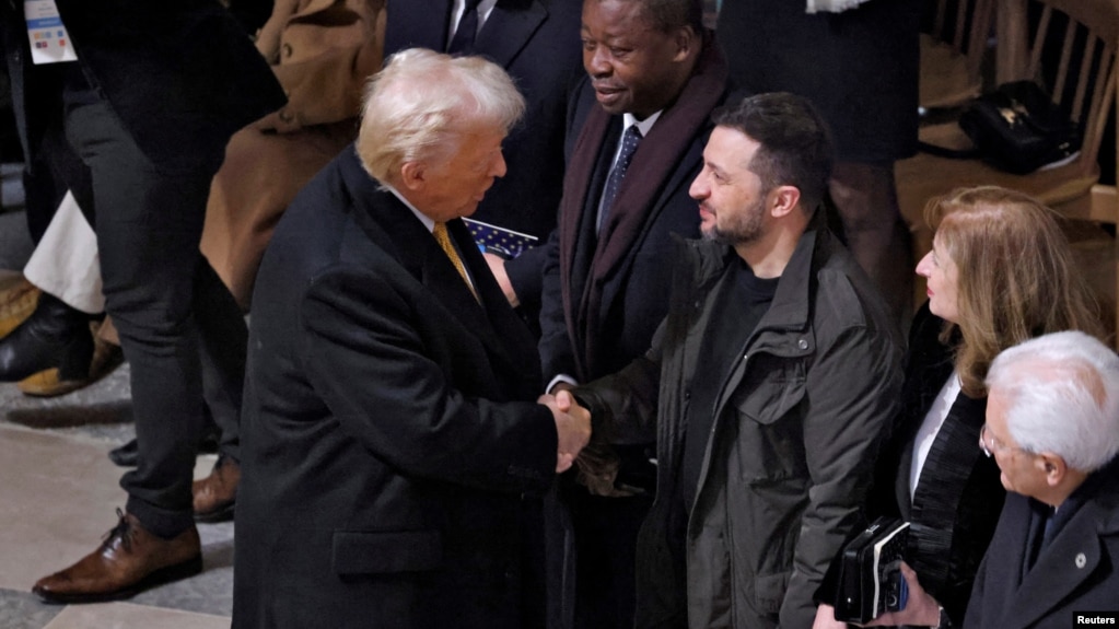 Zelensky: Takimi me Putinin vetëm pasi të diskutohet një plan i përbashkët me Presidentin Trump