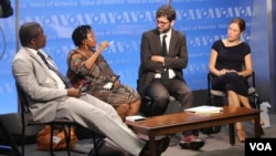 VOA Panelists Admonish Deda, Priscilla Ndlovu, Vukasin Petrovic and Lauren Ploch discuss Zimbabwe's challenges.