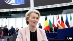 European Commission President Ursula von der Leyen arrives for the presentation of the College of Commissioners and their program at the European Parliament on November 27, 2024 in Strasbourg, eastern France. 