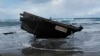 Foto yang dirilis oleh Stasiun Penjaga Pantai Sado menunjukkan bagian dari sebuah kapal di Pulau Sado, Prefektur Niigata, bagian utara Jepang, 28 Desember 2019.