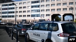 Полицейский участок в пригороде Парижа, подвергшийся нападению. 11 октября 2020 г.