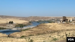 The Fishkhabour-Semalka border crossing is the only outlet that connects northeast Syria to the world. (Sirwan Kajjo/VOA) 