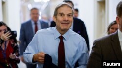 Anggota Kongres AS Jim Jordan (R-OH), tiba di gedung Capitol di Washington, AS, 18 Oktober 2023. (REUTERS/Jonathan Ernst)