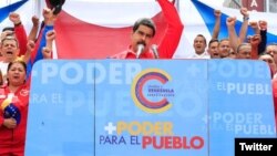 El presidente Nicolás Maduro invitó a la oposición a dialogar antes del domingo 30 de julio, cuando se realizará la elección de su combatida Asamblea Nacional Constituyente.