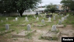 Un cimetière à Okahandja, Windhoek, Namibie, 21 février 2017. 