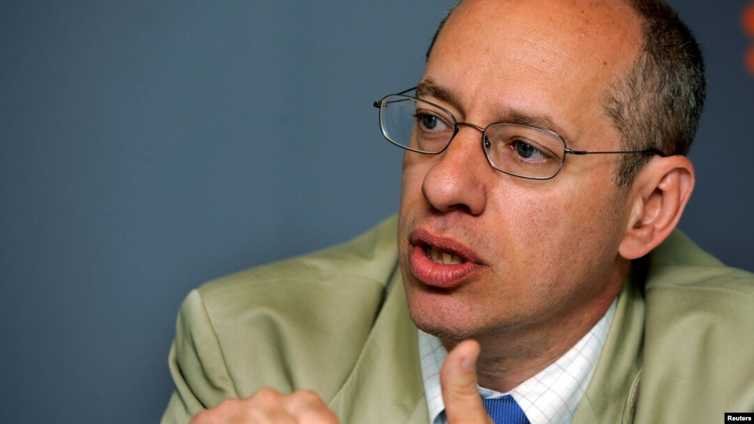 Chủ tịch Ủy ban Mậu dịch Liên bang FTC Jon Leibowitz. 