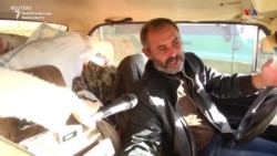 Մինչ Լեռնային Ղարաբաղի շատ բնակիչներ լքում են իրենց տներն ու տեղափոխվում Երևան, մյուսները կոչ են անում վերադառնալ լքված բնակավայրեր