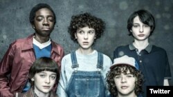 "Stranger Things", del servicio por streaming Netflix, ganó como Mejor Programa de Televisión en los premios MTV Movie and TV.