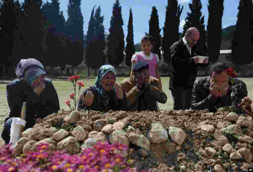 APTOPIX Turkey Mining Accident