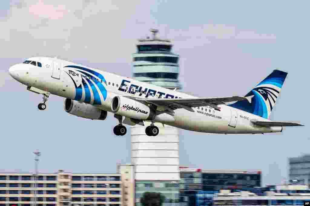 JEUDI. L'avion Egyptair qui partait de Paris pour aller au Caire s'est crashé en plein vol, à 300 km des côtes égyptiennes, avec à son bord 66 passagers, dont 30 Égyptiens et 15 Français. 