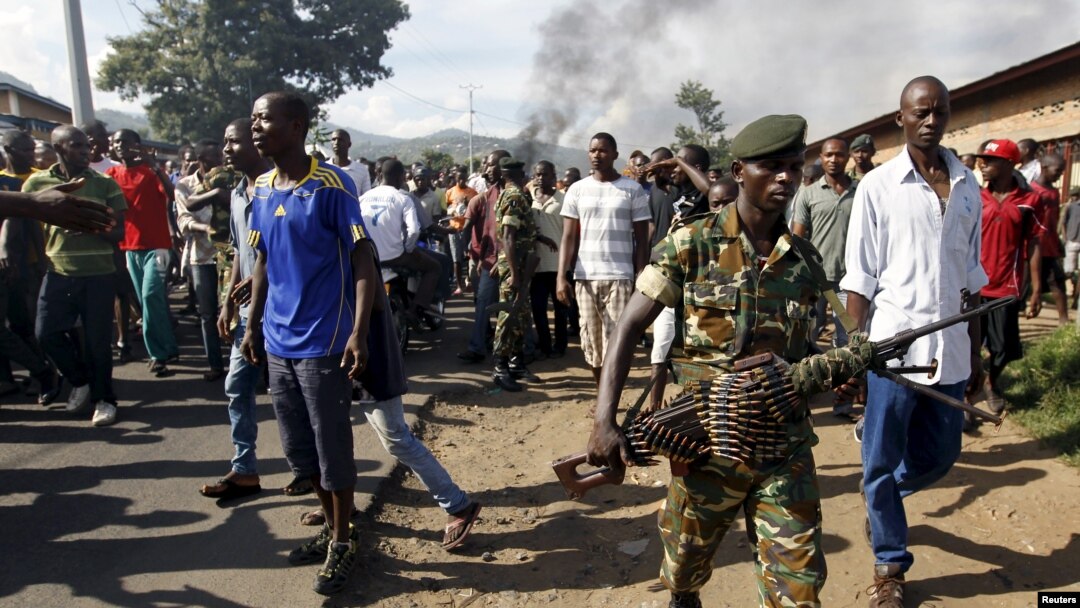 Abari mu myiyerekano yiyamiriza ugusubira kwitoza mu kindi kiringo kwa prezida Petero Nkzurunziza, i Bujumbura.