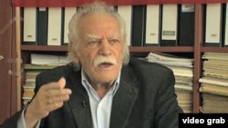 Manolis Glezos