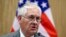 El secretario de Estado, Rex Tillerson, aseguró que EE.UU. seguirá aplicando una política para refugiados compasiva y comprensiva, pero sin que comprometa la seguridad de los estadounidenses.