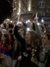 Serbia, Belgrade, residents of Belgrade greeting the student protesters students who are protesting (Foto: Fonet screengrab)