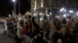 Serbia, Belgrade, residents of Belgrade greeting the student protesters students who are protesting (Foto: Fonet screengrab)