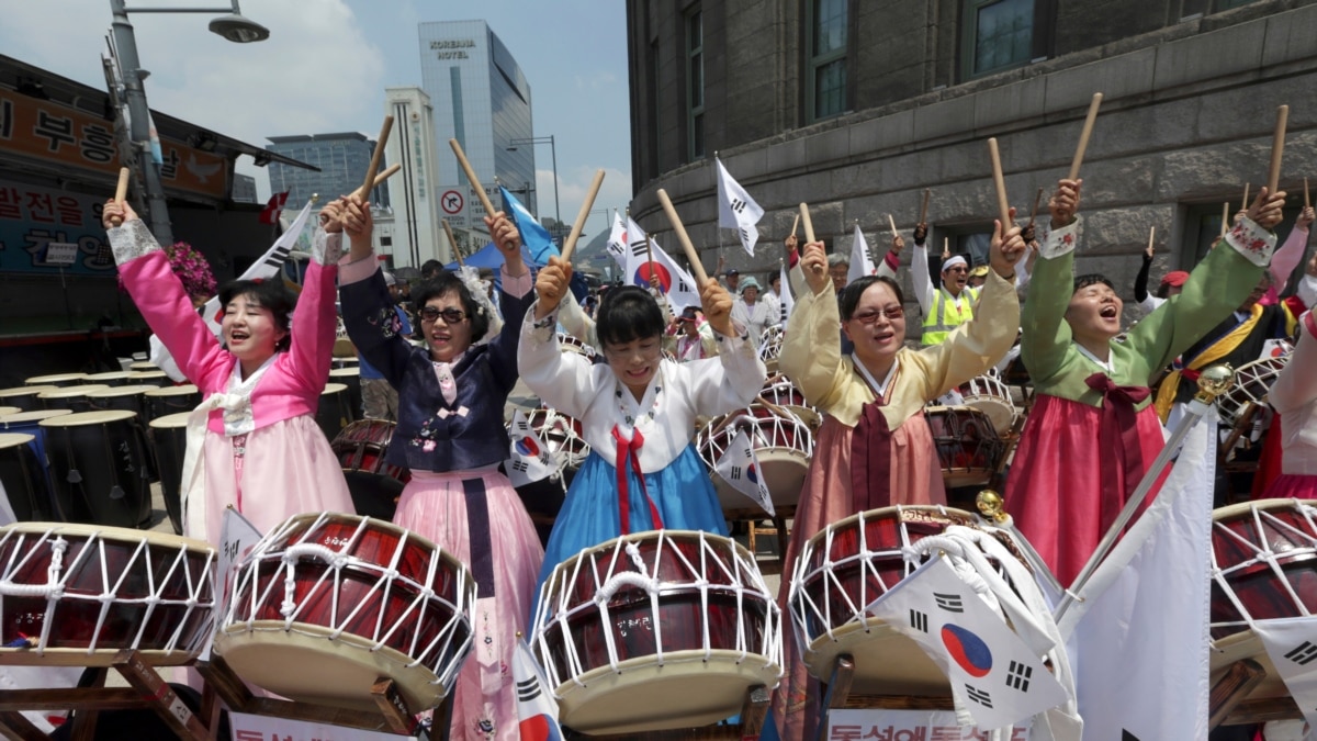 Same-Sex Couples Excluded from South Korea's New Definition of Families