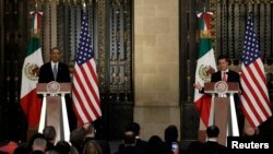 El presidente Barack Obama aseguró que su gobierno continuará apoyando la seguridad en México, pero que el desarrollo económico es primordial.